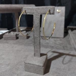 Argola Redonda Fio Triangular M